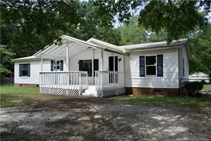 212 Grummen Rd, Hope Mills, NC 28348 - Photo 2