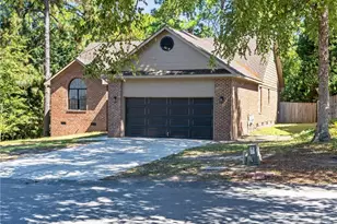 4713 Miranda Dr, Hope Mills, NC 28348 - Photo 2