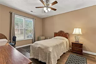 11310 Clubhaven Pl, Raleigh, NC 27617 - Photo 20