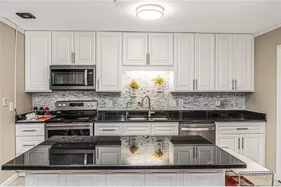 1060 Strickland Bridge Road, Fayetteville, NC 28304 - Photo 8