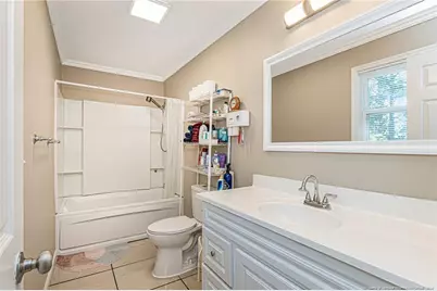 1060 Strickland Bridge Road, Fayetteville, NC 28304 - Photo 16