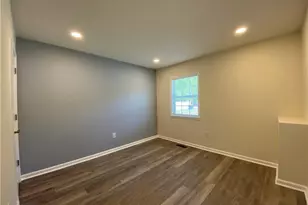 337 D St, Spring Lake, NC 28390 - Photo 4