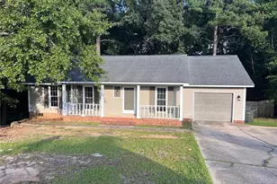 6930 Melbourne Dr, Fayetteville, NC 28314 - Photo 1