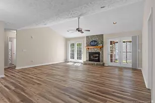 5617 Finish Line Dr, Hope Mills, NC 28348 - Photo 12