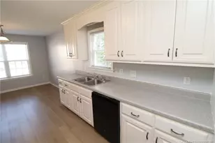 410 Whitehall Ct, Clayton, NC 27520 - Photo 8