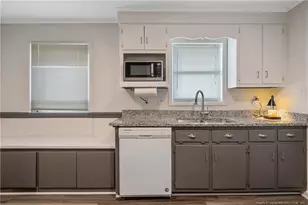 6401 Lorell Ct, Fayetteville, NC 28304 - Photo 18