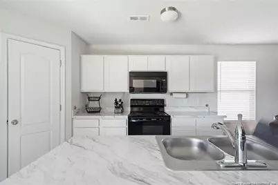 913 Sapphire Stone Lane, Hope Mills, NC 28348 - Photo 6