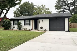 2230 Kingsberry Ln, Fayetteville, NC 28304 - Photo 1