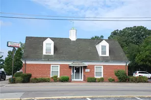 301 N Pine St, Lumberton, NC 28358 - Photo 1