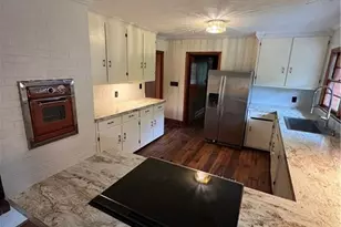 1405 Lakeview Rd, Fairmont, NC 28340 - Photo 8