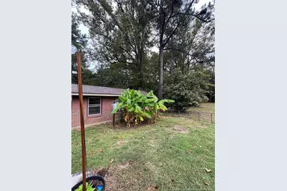 1405 Lakeview Road, Fairmont, NC 28340 - Photo 38
