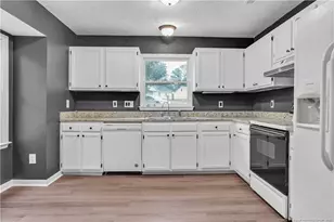 5204 Blanchette St, Hope Mills, NC 28348 - Photo 8