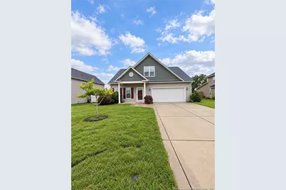 3600 Crosswinds Drive, Hope Mills, NC 28348 - Photo 2