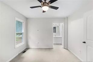 900 Hollydale Ln, Fayetteville, NC 28314 - Photo 18