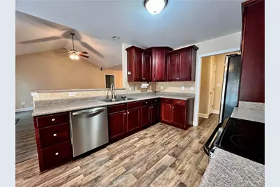 6520 Valley Falls Road, Hope Mills, NC 28348 - Photo 10