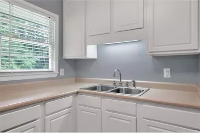 3858 Red Oak Drive, Fayetteville, NC 28306 - Photo 10
