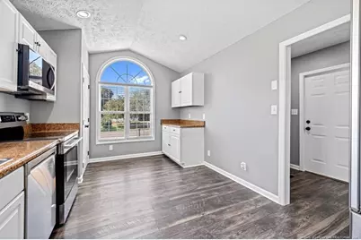 2927 Kingfisher Drive, Fayetteville, NC 28306 - Photo 6