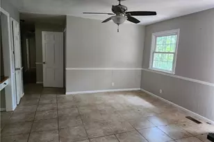 412 Sherman Dr, Fayetteville, NC 28301 - Photo 2