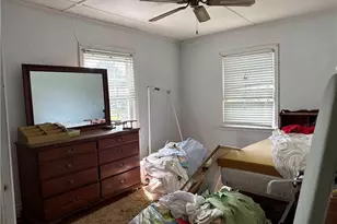 702 S Main St, Fairmont, NC 28340 - Photo 14