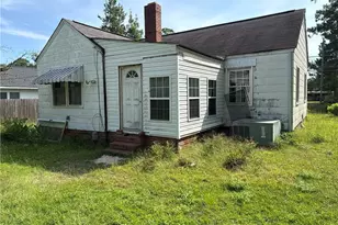 702 S Main St, Fairmont, NC 28340 - Photo 16