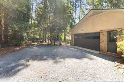 545 Bethesda Road S, Southern Pines, NC 28387 - Photo 4