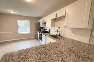 4083 Professional Dr, Hope Mills, NC 28348 - Photo 4