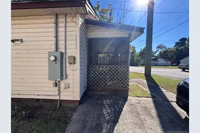 1000 N King Avenue, Dunn, NC 28334 - Photo 8