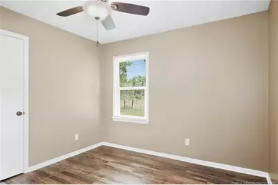 109 E Walnut Street, Bladenboro, NC 28320 - Photo 32