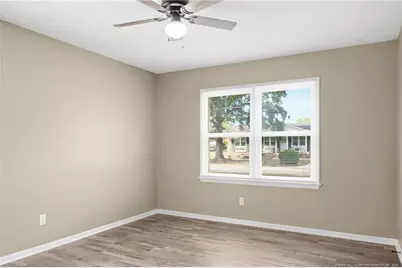 109 E Walnut Street, Bladenboro, NC 28320 - Photo 20