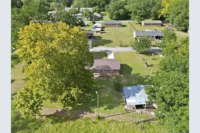 109 E Walnut Street, Bladenboro, NC 28320 - Photo 44