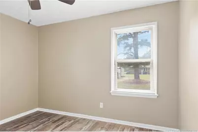 109 E Walnut Street, Bladenboro, NC 28320 - Photo 28