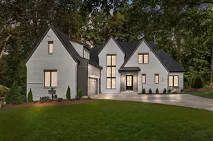 708 Catawba St, Raleigh, NC 27609 - Photo 1