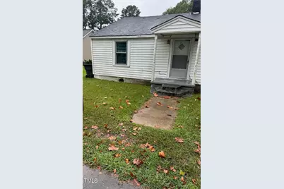 110 W Grady Street, Four Oaks, NC 27524 - Photo 1