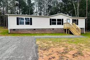 117 Little John Ct, Warrenton, NC 27589 - Photo 1