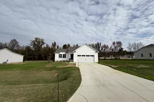 378 Magnolia Run Wy, Benson, NC 27504 - Photo 1