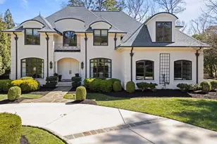 2710 Cambridge Rd, Raleigh, NC 27608 - Photo 1