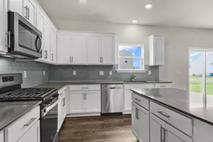 104 Pisgah St, Sanford, NC 27330 - Photo 1