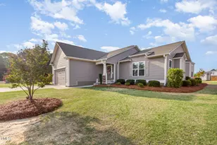 25 Cornfield Ln, Benson, NC 27504 - Photo 1