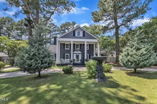 300 S Pine St, Benson, NC 27504 - Photo 1