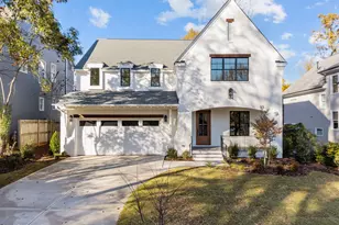 521 Peebles St, Raleigh, NC 27608 - Photo 1