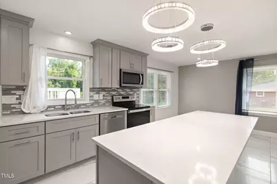 2315 Oxford Road, Henderson, NC 27536 - Photo 1