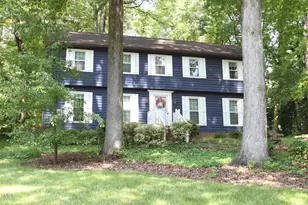 118 Castlewood Dr, Cary, NC 27511 - Photo 1