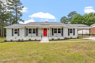 544 Cimarron Dr, Fayetteville, NC 28303 - Photo 1