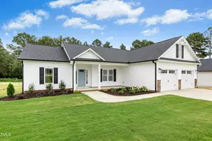 788 Shadetree Rd, Benson, NC 27504 - Photo 1