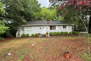 200 Walnut St, Cary, NC 27511 - Photo 1