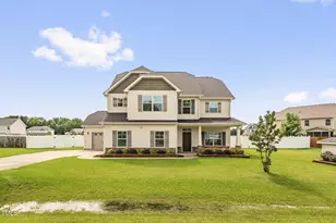 608 Thornbrooke Dr, Hope Mills, NC 28348 - Photo 1