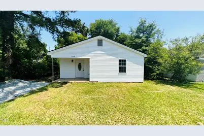 505 E Canary Street, Dunn, NC 28334 - Photo 1