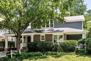 2212 Oxford Hills Dr, Raleigh, NC 27608 - Photo 1