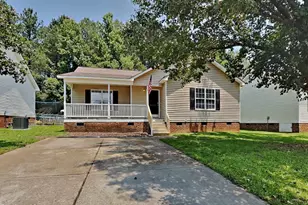 2112 McKinnon Dr, Clayton, NC 27520 - Photo 1