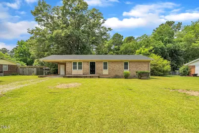 605 Sexton Avenue, Zebulon, NC 27597 - Photo 1